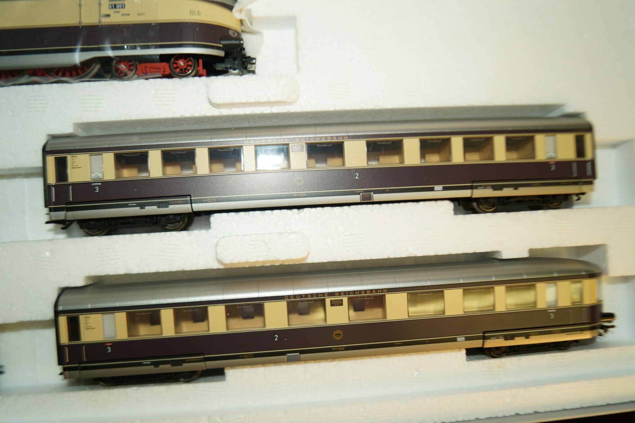 H M Rklin Henschel Wegmann Zug Neuw Ovp Gearontologist