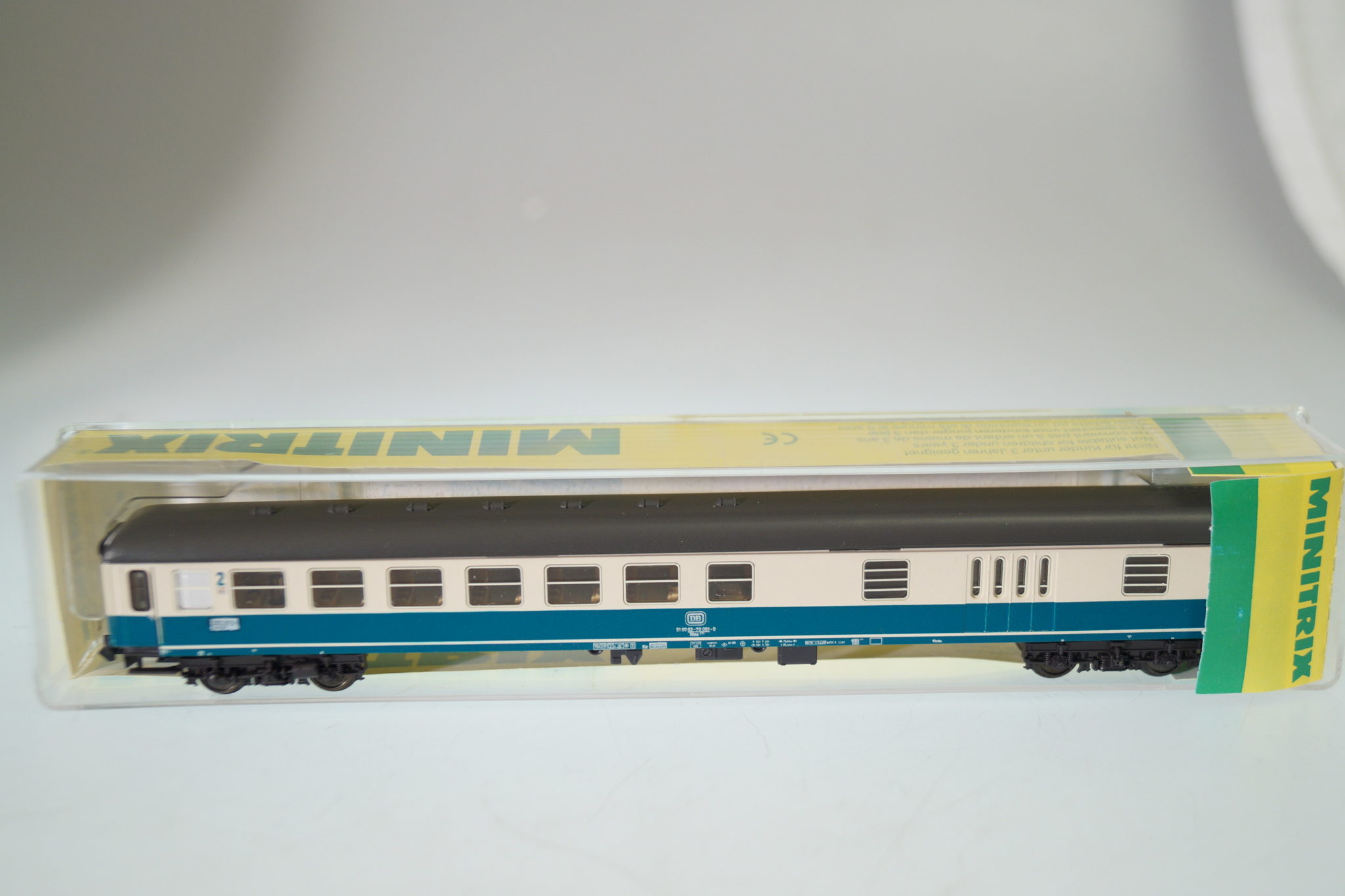 Spur N: Minitrix 13196 Halbgepäckwagen DB, neu