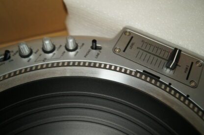 Vestax QFO Plattenspieler, neuw. in OVP – Bild 3