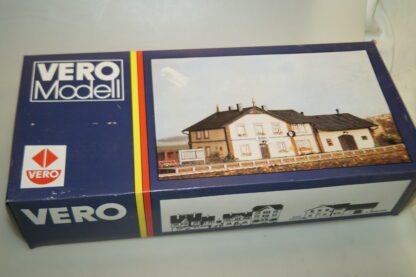 H0: Vero Bahnhof Geyer, neu