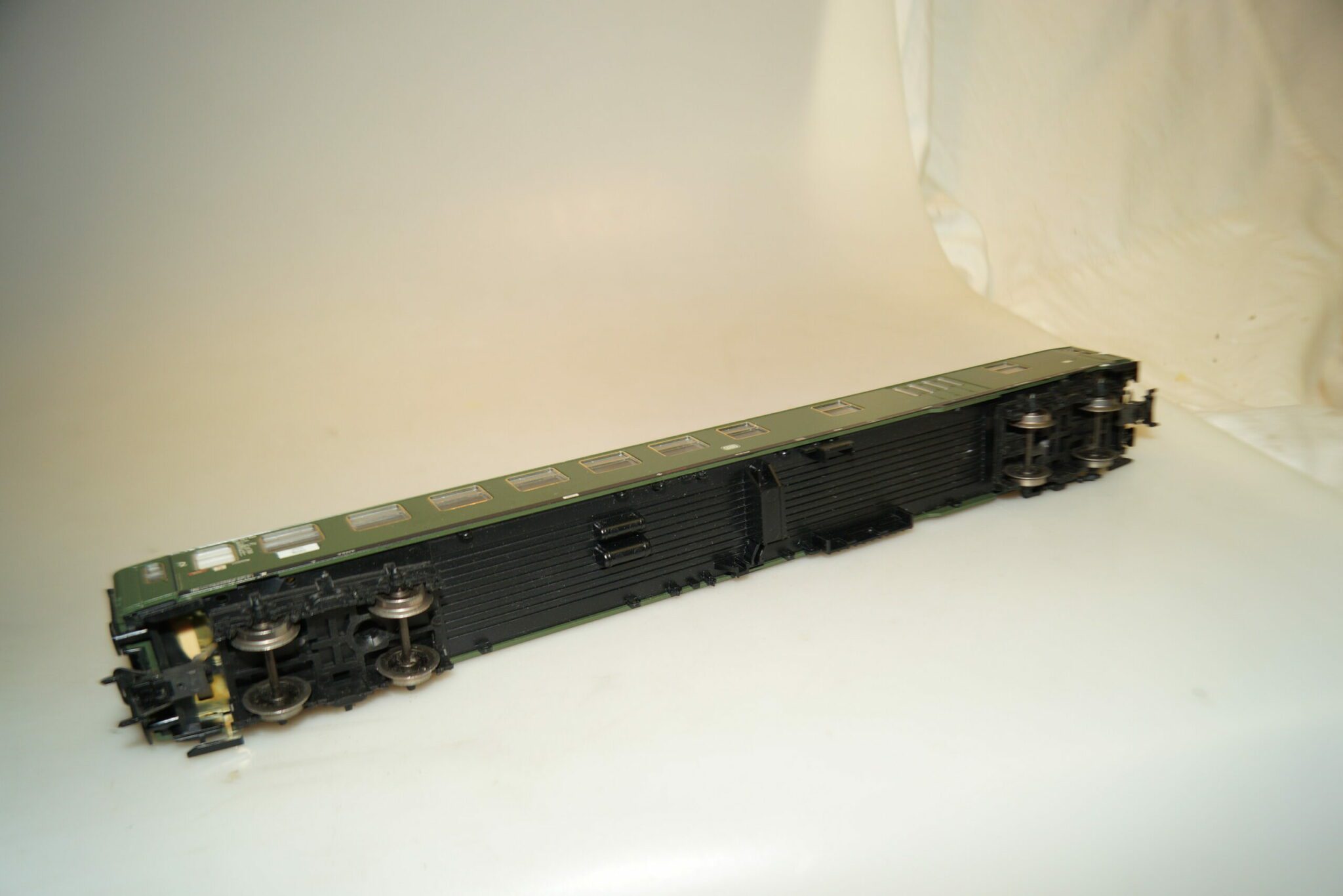 H0 Märklin 43950 Halbgepäckwagen DB, top, DC-Achsen – Bild 2
