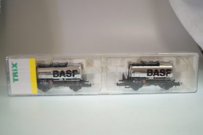 h0: Trix 23669 Kesselwagen-Set BASF, neuw./ovp