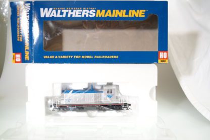 H0: Walthers Diesellok Amtrak # 737, top/ovp