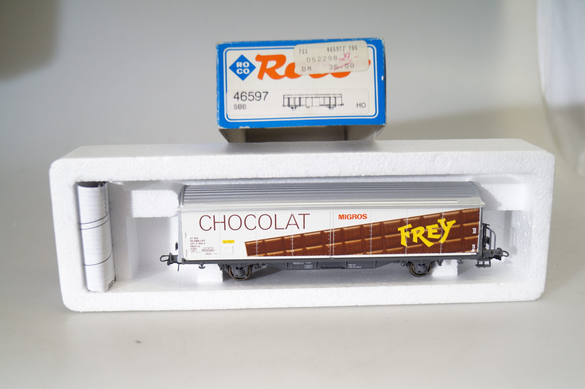 H0 ROCO: 46597 SCHIEBEWANDWAGEN SBB Chocolat Frey, neuw./ovp
