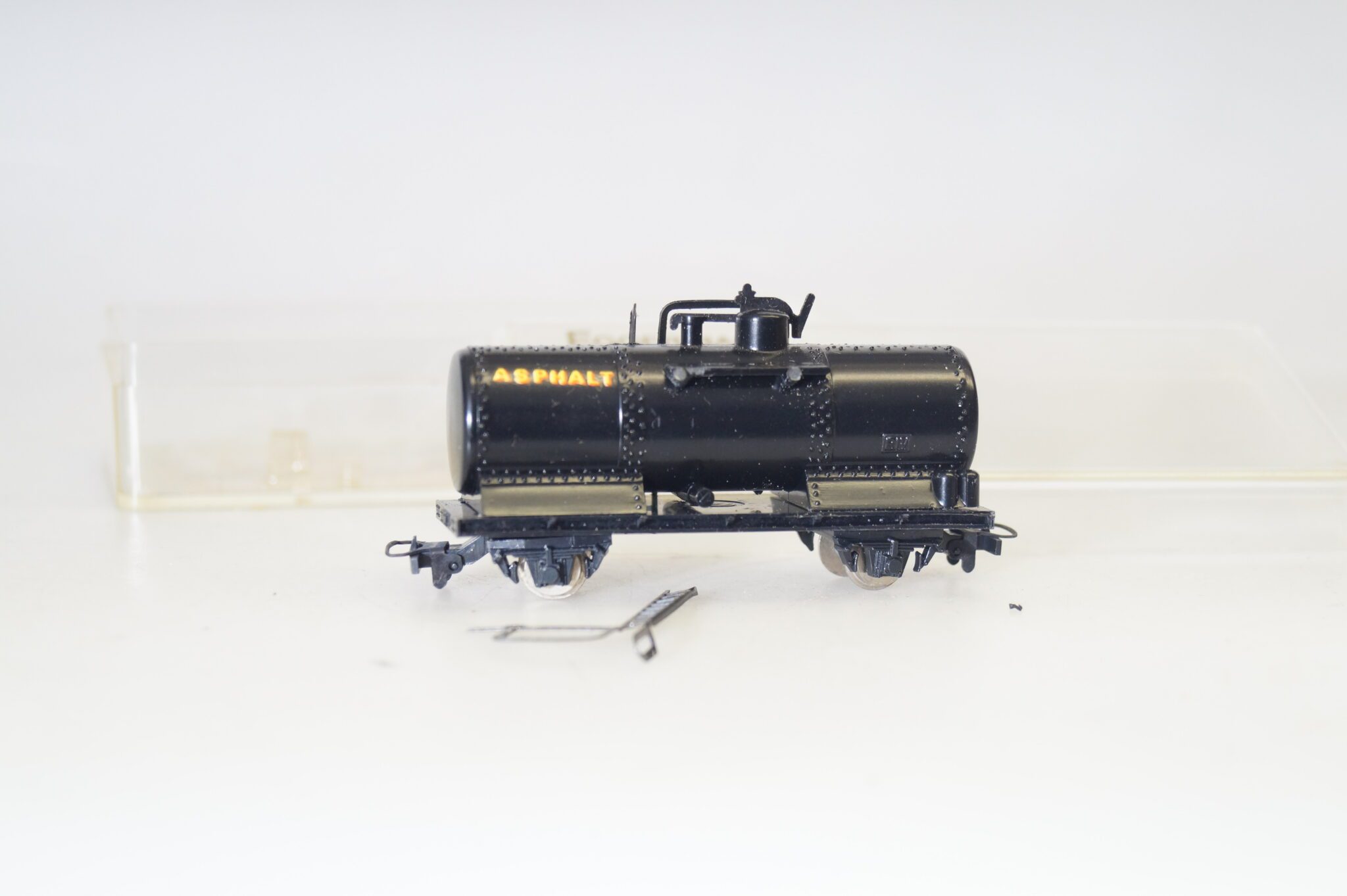 H0e Egger-Bahn Kesselwagen 'Asphalt', top/ovp