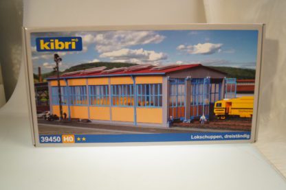 H0: Kibri 39450 Dreiständiger Lokschuppen, neu