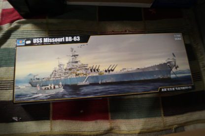 03705 Trumpeter 1:200 USS Missouri, neu/ovp