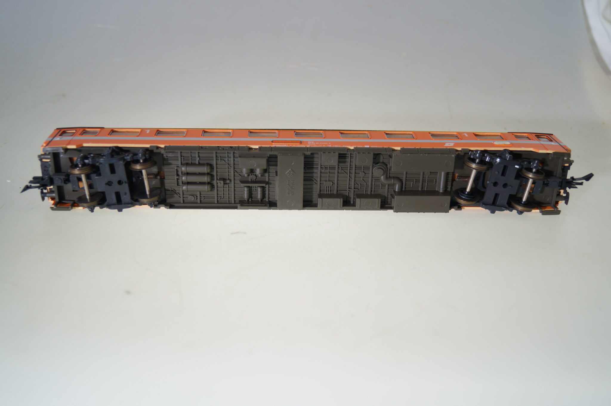 h0 Roco 45223 Personenwagen Eurofima ÖBB 1.Kl. Amoz, gebraucht/KK/Mangel – Bild 3