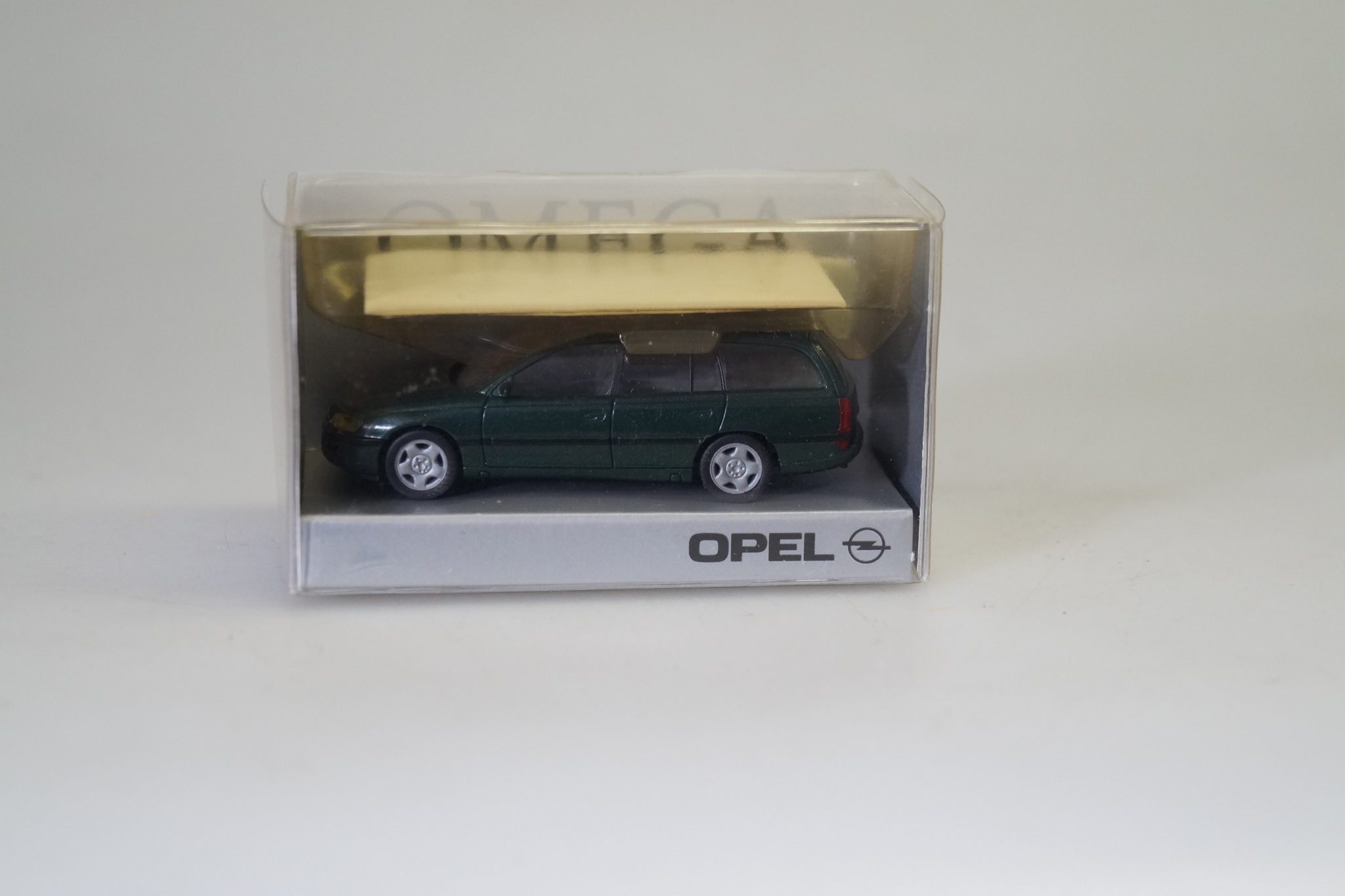 1:87 Herpa Somo Opel Vectra Caravan grün-met., neuw./ovp