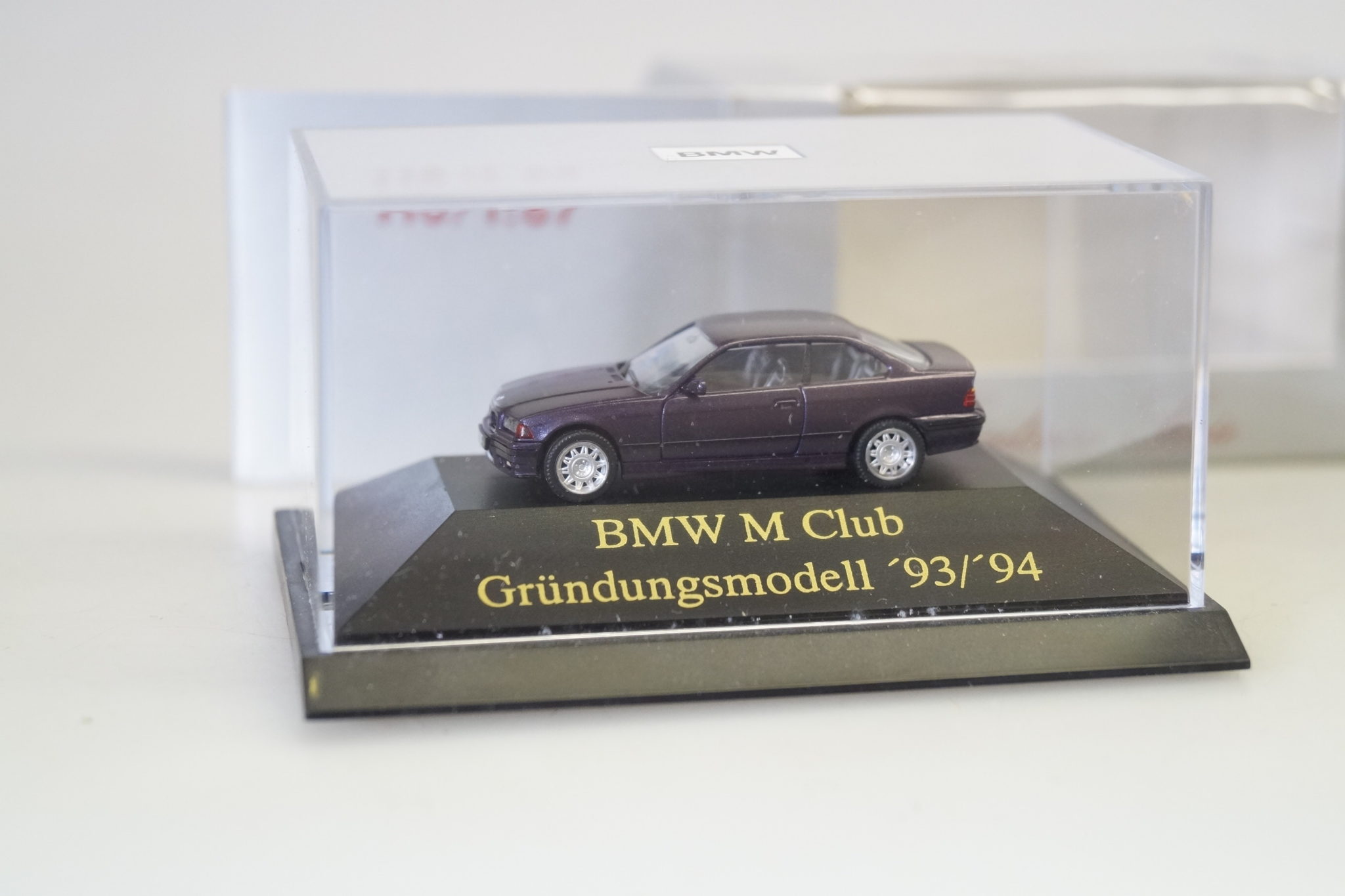 neuw./ovp 1:87 Herpa PC Box BMW Gründungsmodell M Club 