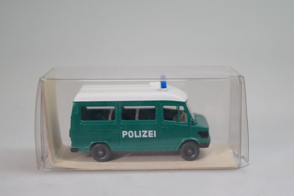 top//ovp Wiking 104 35 33 VW TOURAN /'Polizei/'