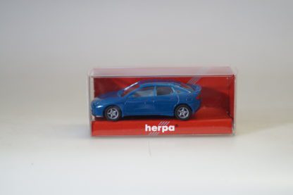 1:87 Herpa 021739 Mazda 323 mittelblau, neuw./ovp