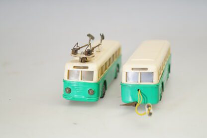 Eheim h0 Gliederbus/Trolleybus grün mit Anhänger, gebraucht