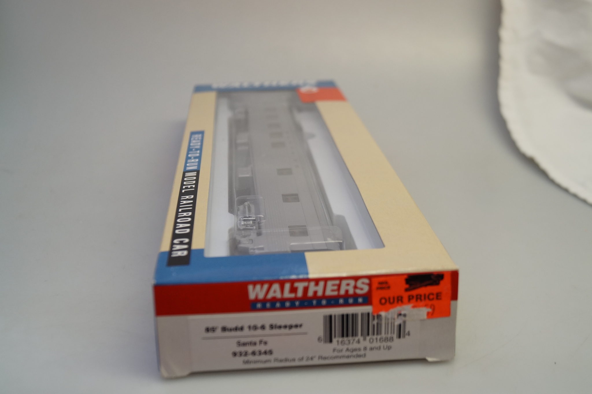 Voiture De Tourisme H0 Walthers 85' Budd 10-6 Sleeper Union Pacific 13104 - Échelle 1:87 - Neuve