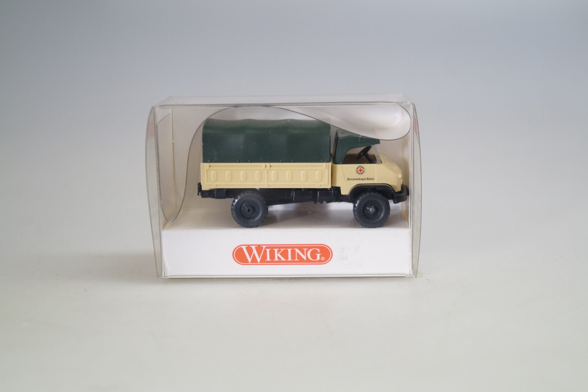1:87 Wiking 865 01 28 Unimog DRK, neu