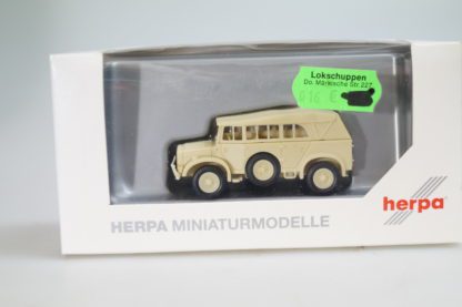 1:87 Herpa 740302 Militär Schw Pkw 108 geschlossen sandfarben , neu