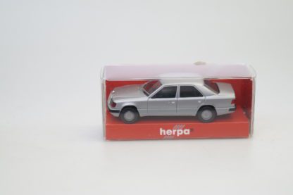 1:87 Herpa 3091/030915 MB 300E NO.6 SILBER - NEU