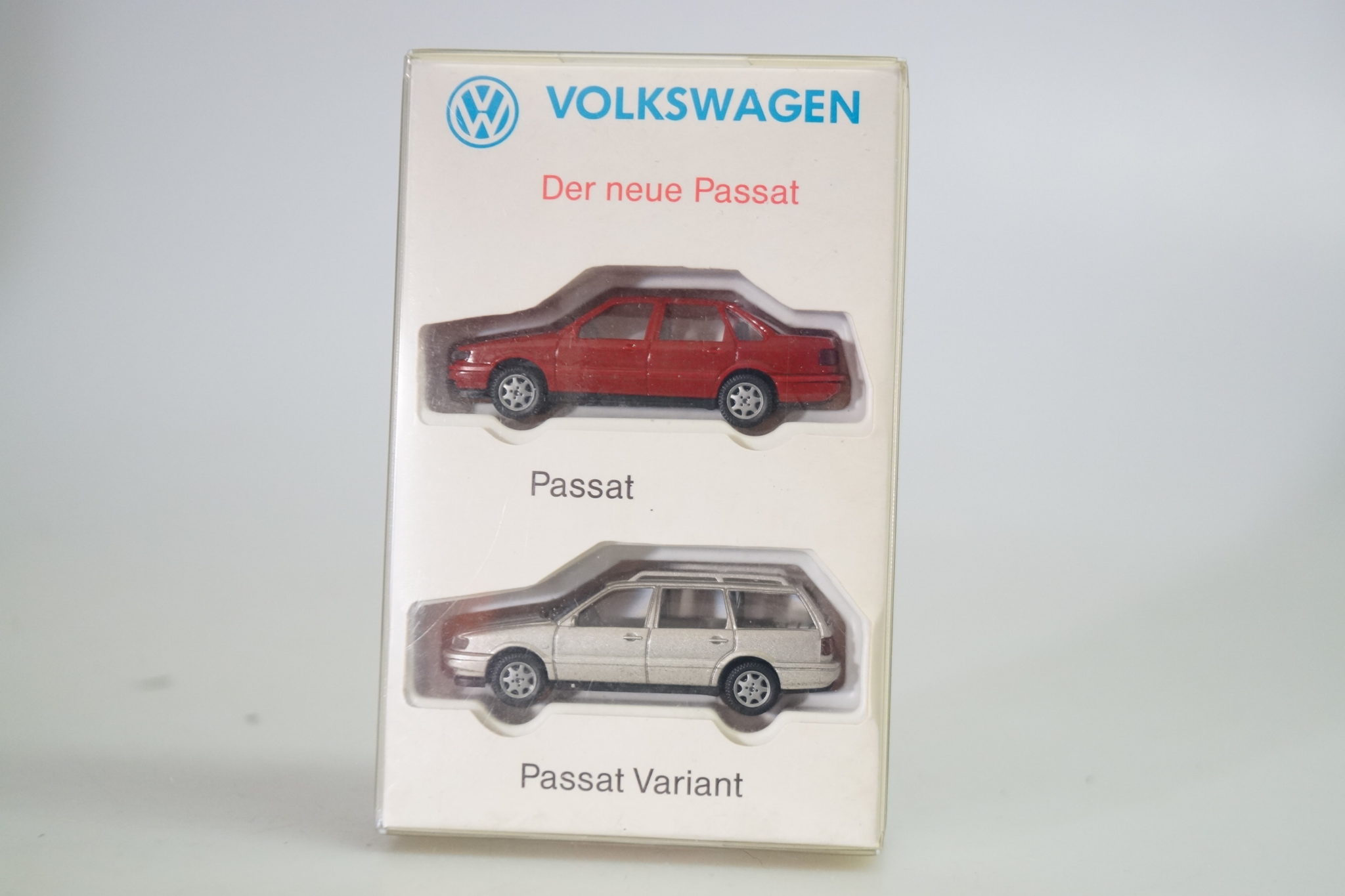 1:87 Wiking Somo-Box 2x VW Der Neue Passat, neu