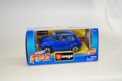 1:43 Bburago Street Fire Fiat 500 blau/Schiebedach, neuw./ovp