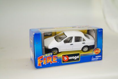 1:43 Bburago Street Fire Fiat Marea weiss, neuw./ovp