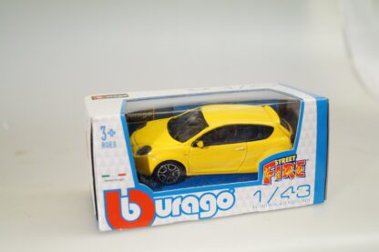 1:43 Bburago Street Fire Alfa Romeo MTO gelb, neuw./ovp