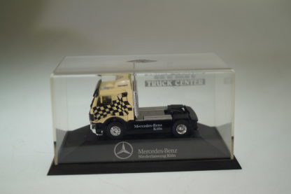 1:87 Herpa Somo MB SK Truck Center NDL Köln, neu
