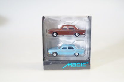 1:87 Herpa Magic 451567 2x Audi 100 LS dkl.rot/hellblau, neuw./ovp