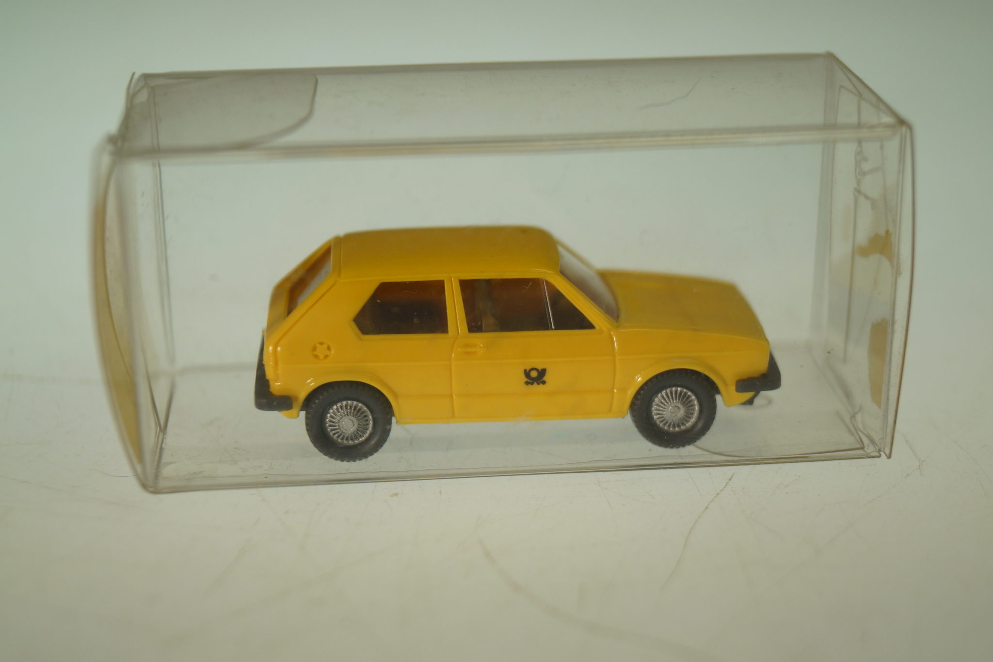 1:87 Wiking 10049 VW Golf I POST, neu