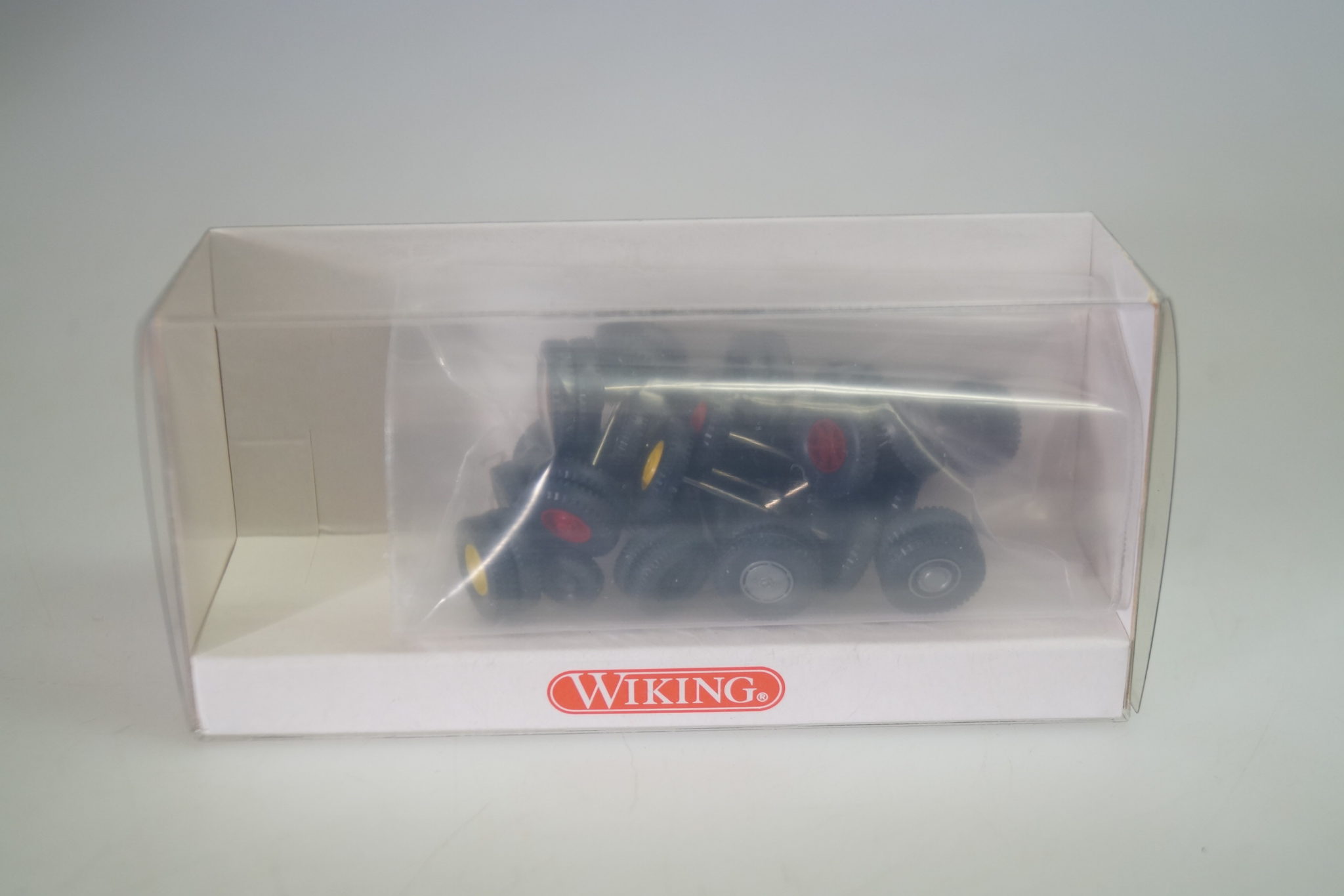 1:87 Wiking 041 01 21 Räder und Achsen, neu