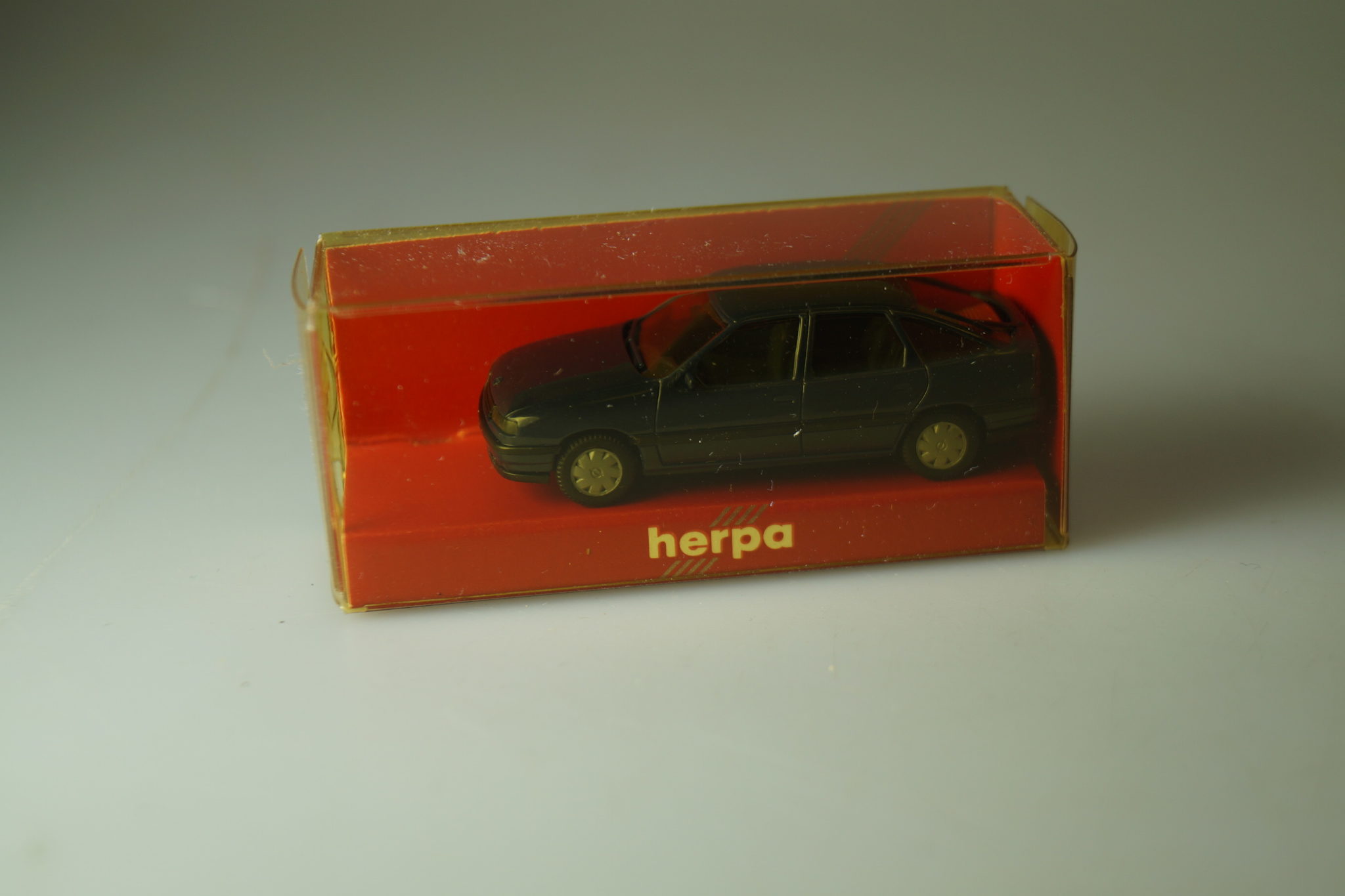1:87 Herpa 3073/030731 Opel Vectra Fließheck 'blau-met.' - neu