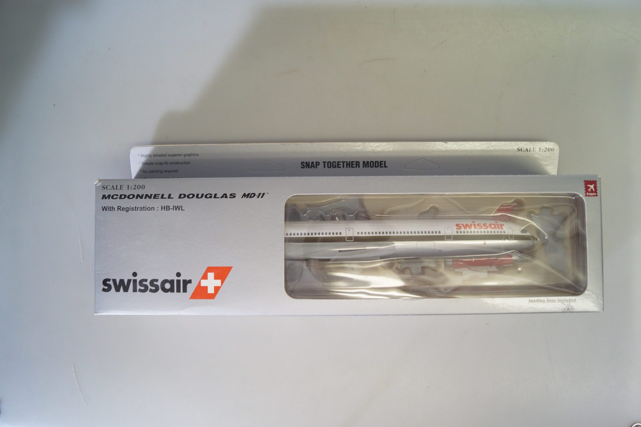 1:200 Hogan 3817 McDonnell Douglas MD-11 SWISSAIR, neuw./ovp