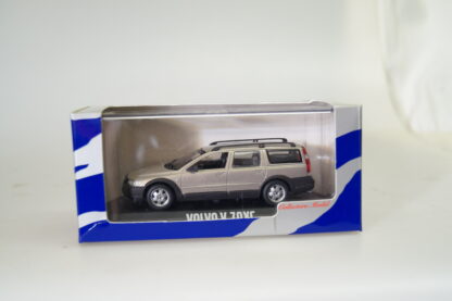 1:43 Minichamps Paul's Model Art Volvo V70 XC Kombi rauchsilber, neuw./ovp