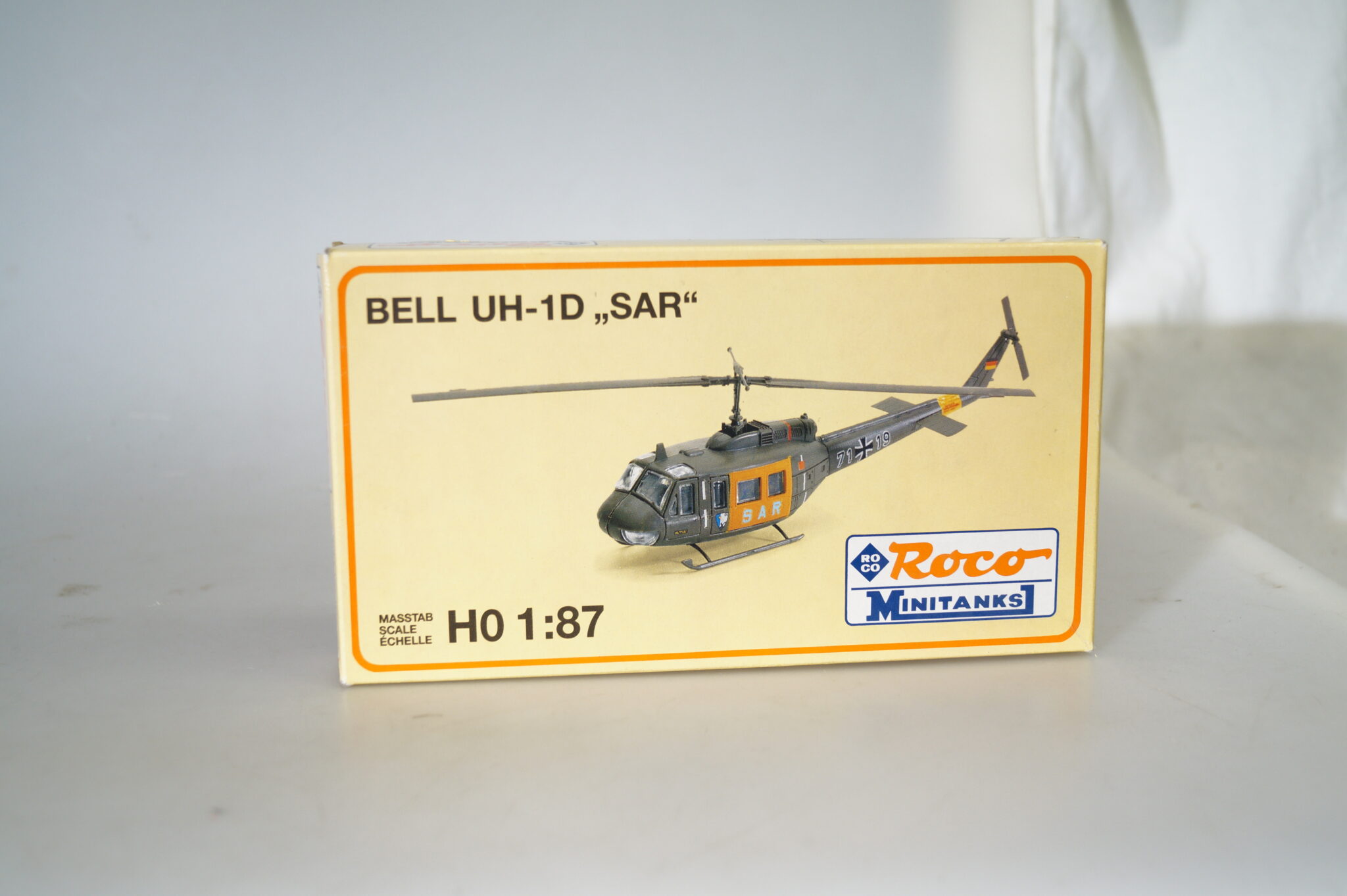 h0 Roco Minitanks 434 Hubschrauber Bell Bw, neuw./ovp