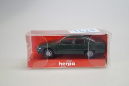 1:87 Herpa 2057/020572 Opel Omega A Limo dkl.grün, neu