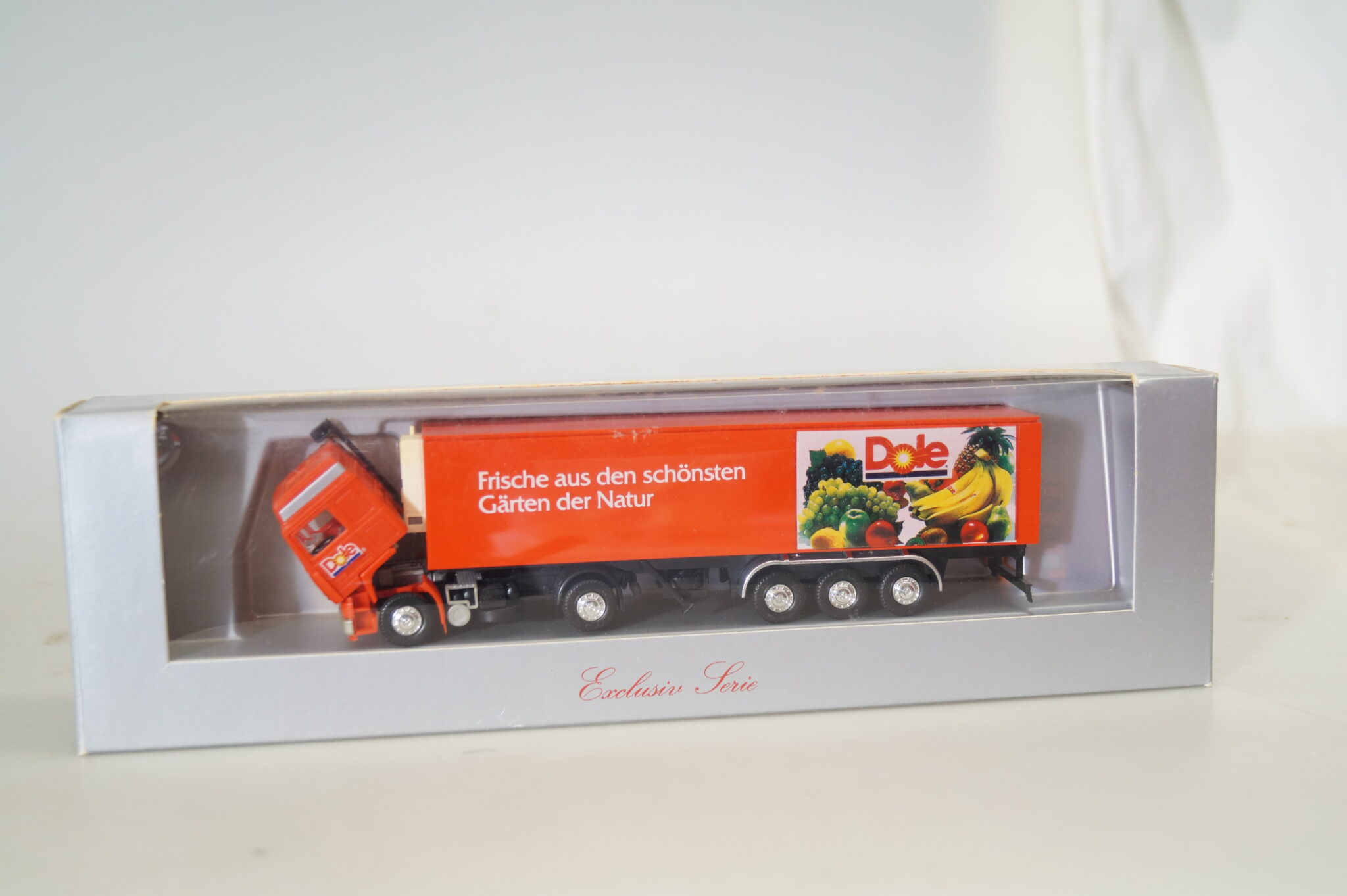 Albedo / Herpa Volvo 470 truck 1:87 scale, rare! - België