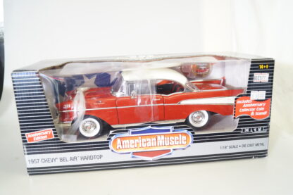 1:18 Ertl 32917 American Muscle 1957 Chevy Bel Air Hardtop dkl.rot, neu/ovp