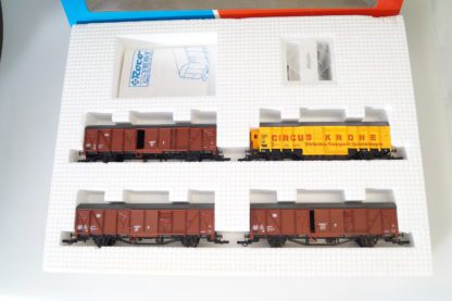 Spur H0 ROCO/Preiser 44009/30726 Zirkus-Krone-Set, neu