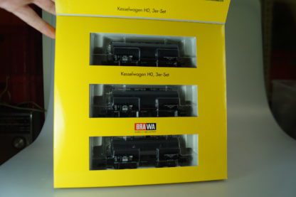 H0: Brawa 2050 Kesselwagen 3er-Set 'ESSEN', neu