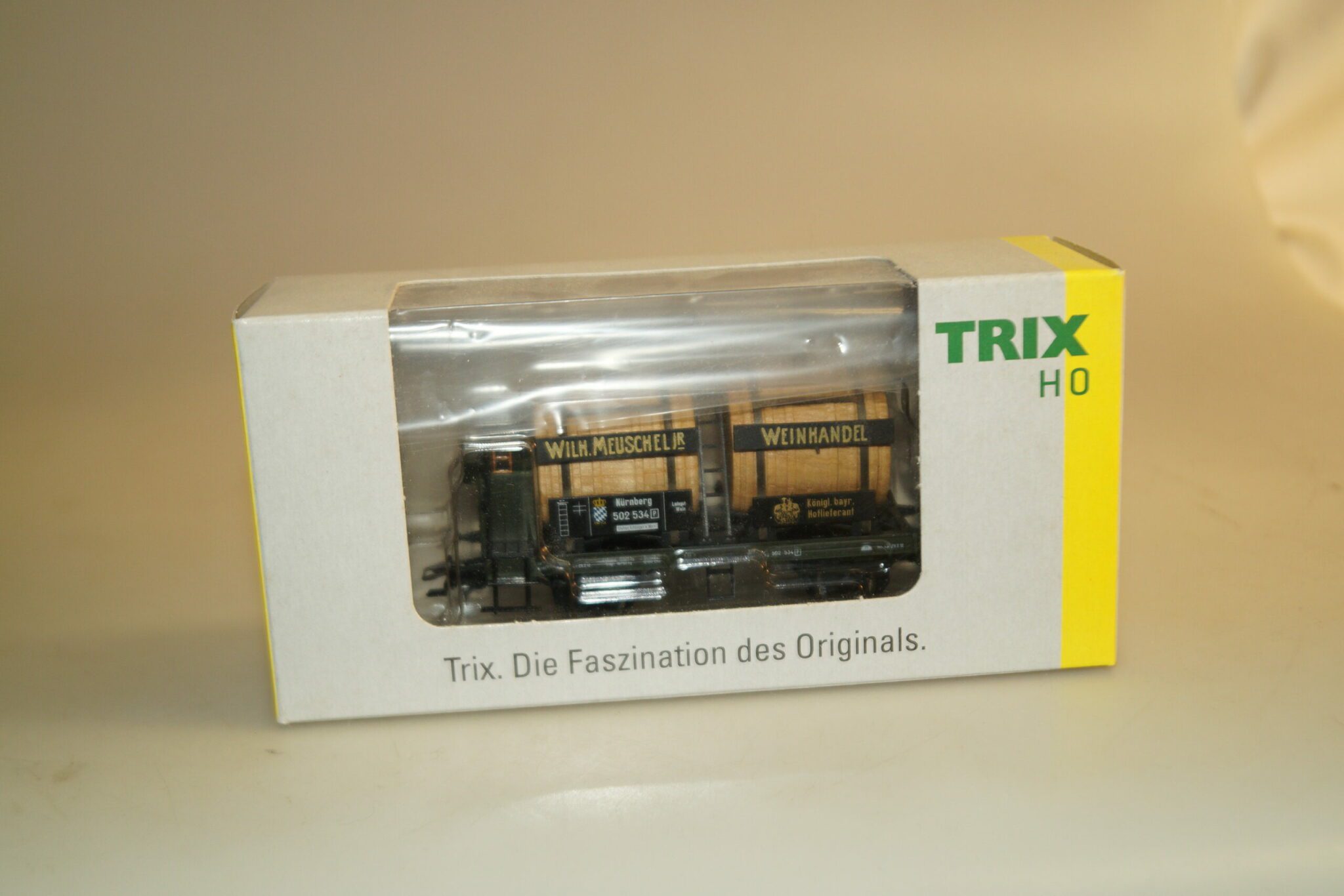 H0 Trix Clubwagen 24113 Weinfasswagen Meuschel, neuw./ovp – gearontologist