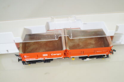 H0: Fleischmann 5531K Muldenkippwagen Fans 128 DB Cargo, neuw./OVP – Bild 2