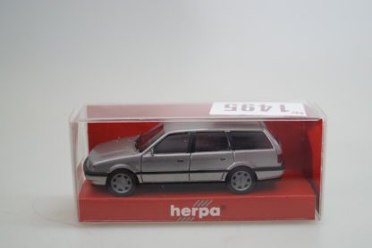 1:87 Herpa 032056 VW Passat Variant silber-met., neu