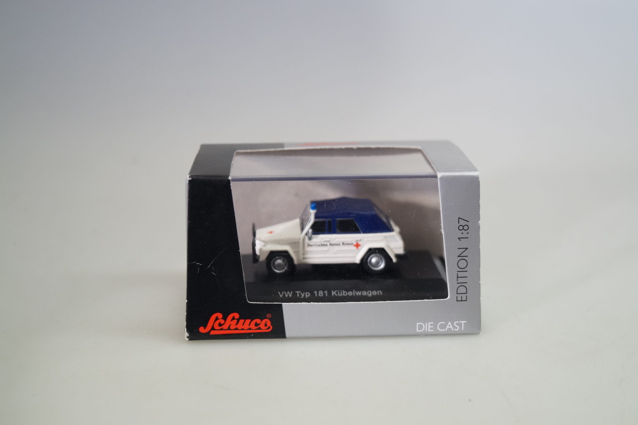 1:87 Schuco: 25916 VW 181 Kübelwagen DRK, neu