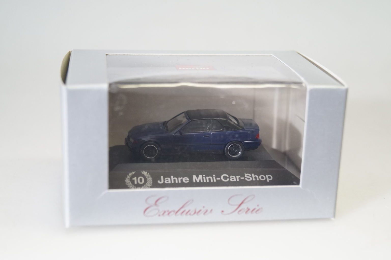 Herpa 1/87 – Mini Cooper Blanche – Édition Spéciale 10 Jahre Mini Clique Wesermarsch