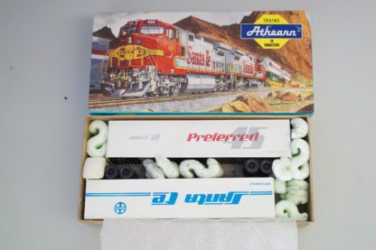 1:87 Accurail 2x US Piggyback 45' Trailer AvailCo + Santa Fe, top/Athearn-Vp