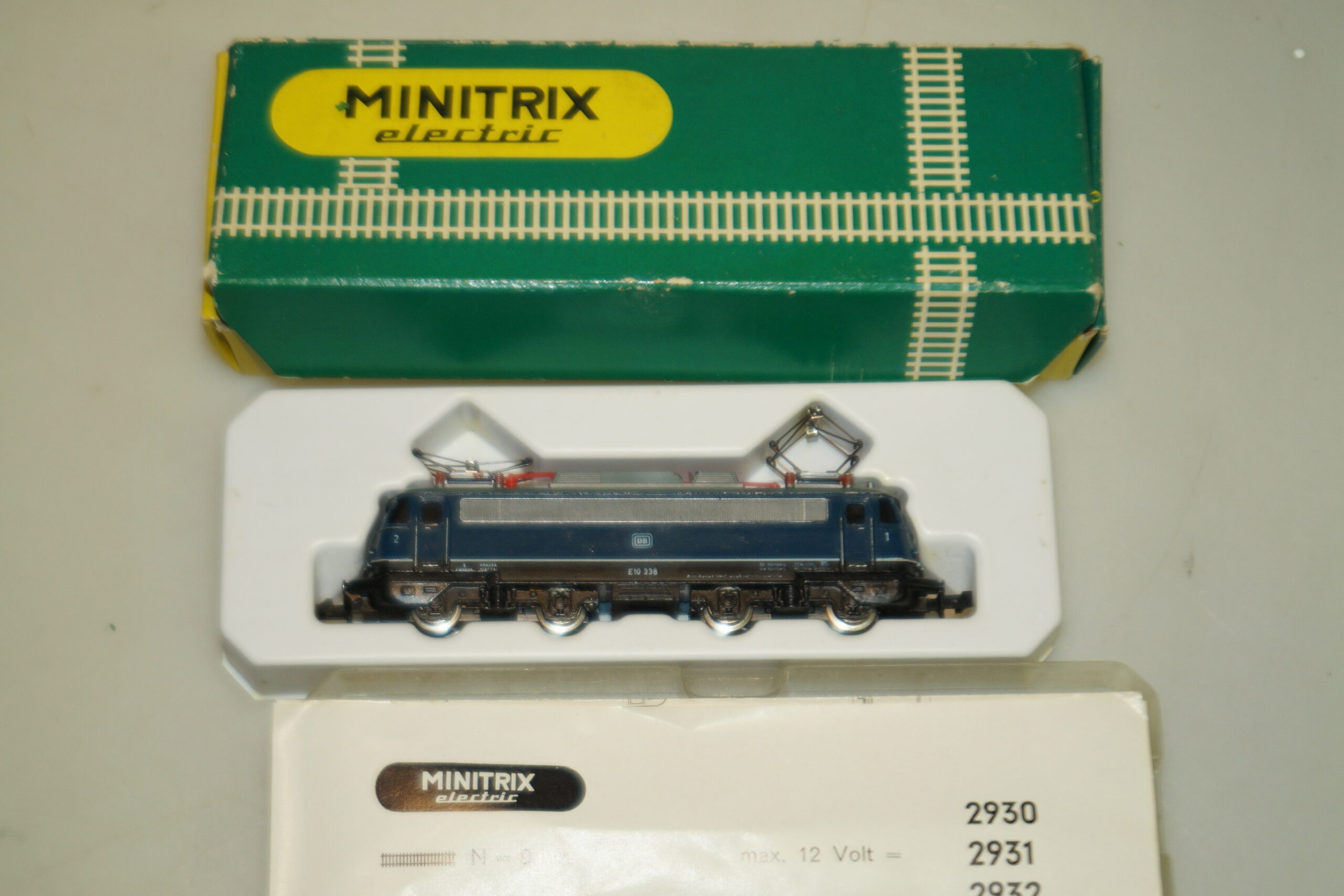 Spur N: Minitrix 2930 E-Lok E10 338, unbespielt/ovp - gearontologist