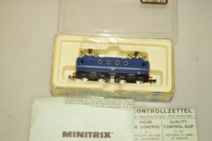 Spur N: Minitrix 12824 E-Lok NS, unbespielt/ovp