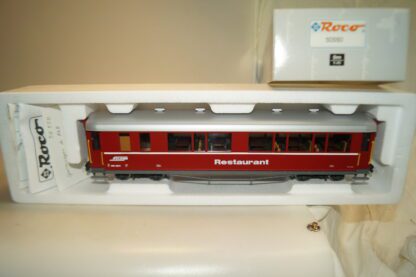 Spur 0m: Roco 50550 Speisewagen RhB, neuw./ovp