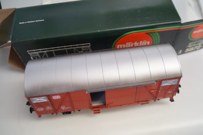 Spur 1: Märklin 5872 Güterwagen mit Schlusslicht, neuw./ovp – Bild 2