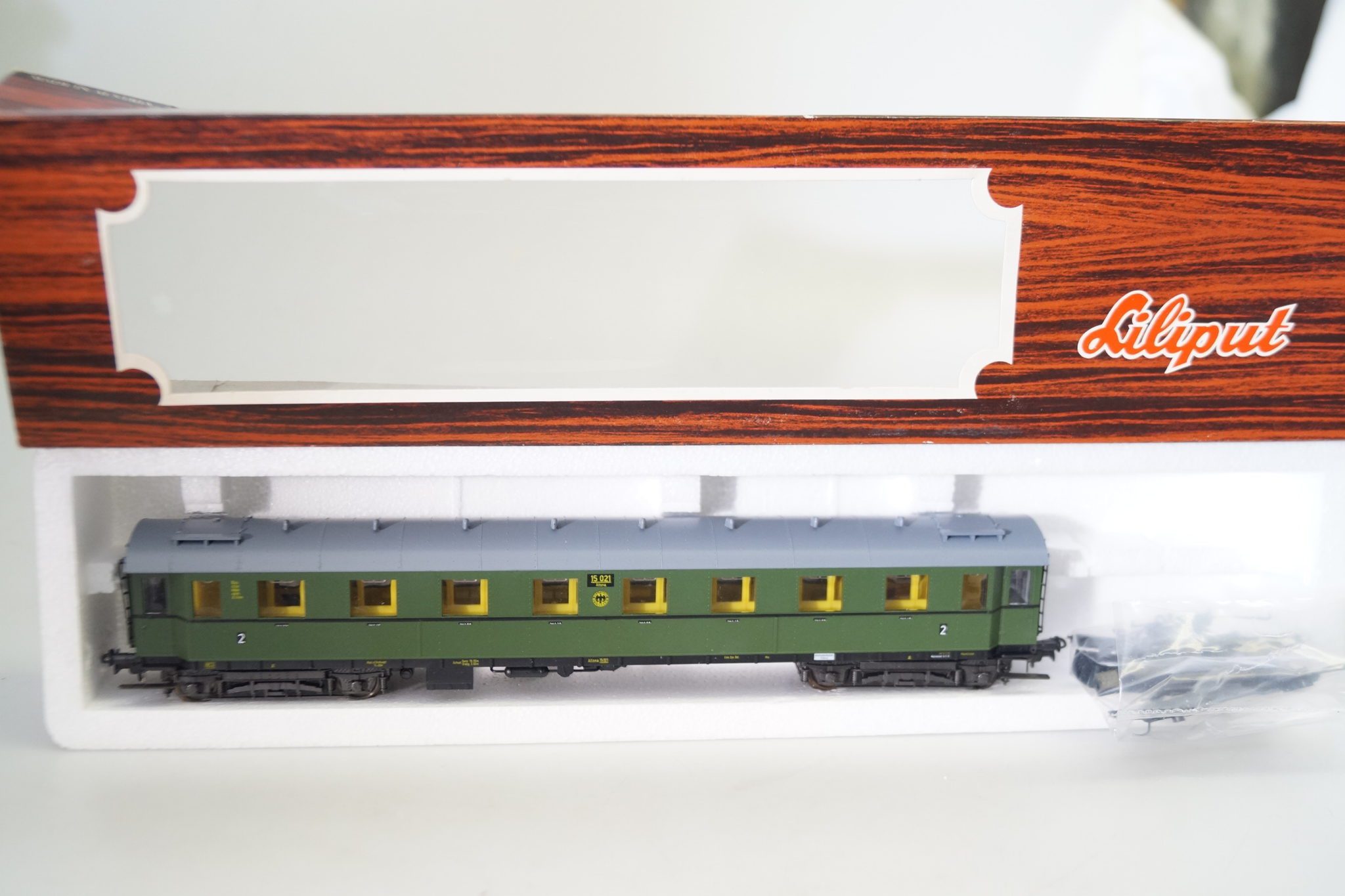 1:87 Liliput 844 02 Reisezugwagen 2.Kl.DR, neuw./ovp
