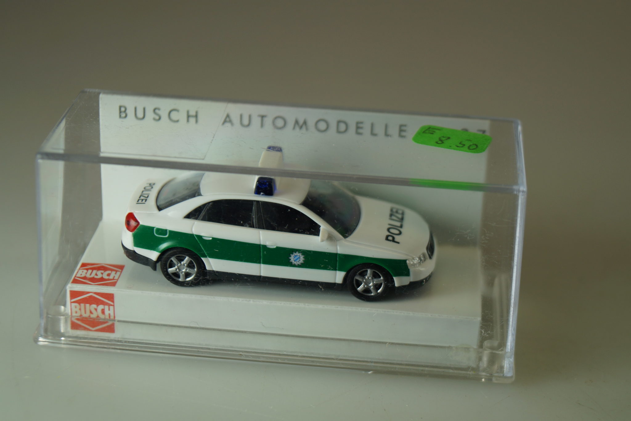 Spur H0: Busch 49201 Audi A4 Limo 'Polizei' - neu